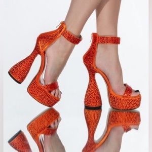NEW AZALEA WANG LIVIA-ORANGE PLATFORMS WITH Rhinestone SIZE 6 OR 6.5